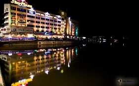 Star Plaza Hotel